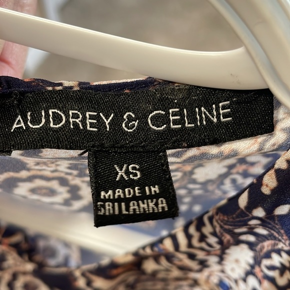 Audrey & Celine Chiffon print racer back blouse - Picture 4 of 4